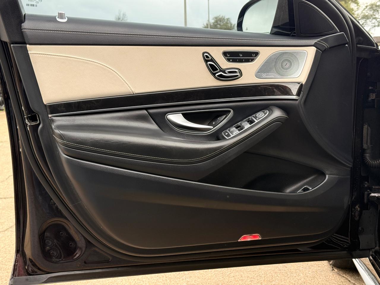 Mercedes-Benz S-Class S560 2020