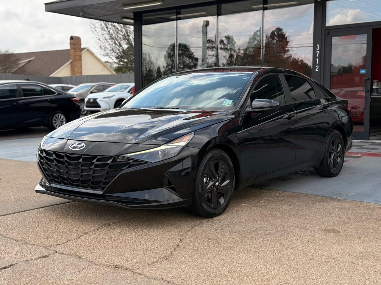 Hyundai Elantra SEL 2021