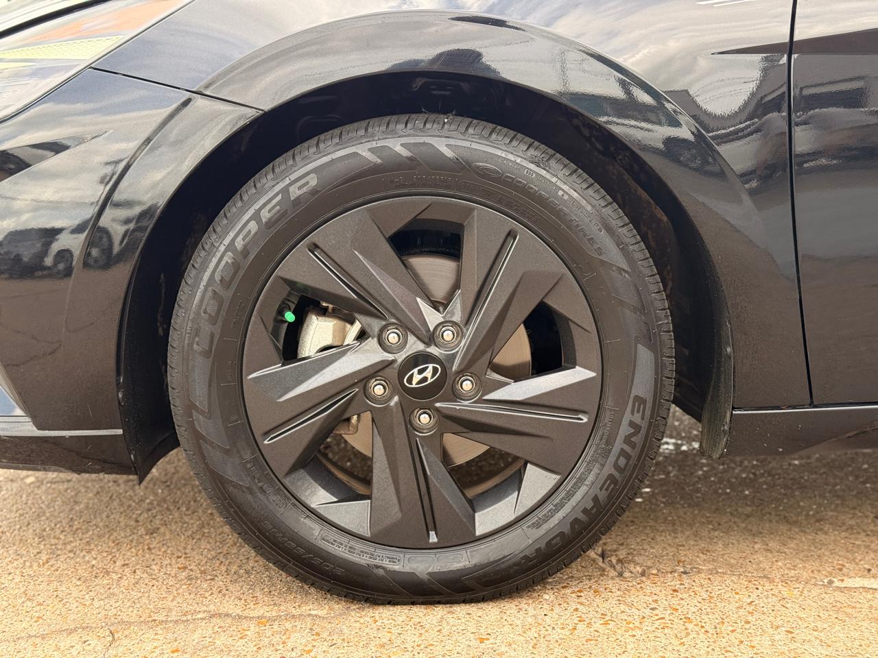 Hyundai Elantra SEL 2021