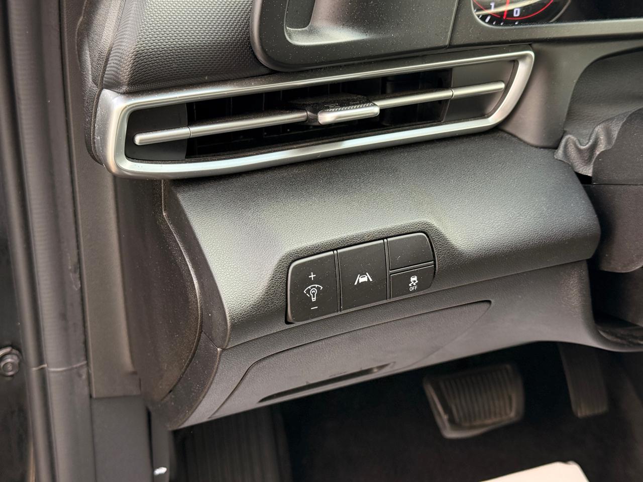 Hyundai Elantra SEL 2021