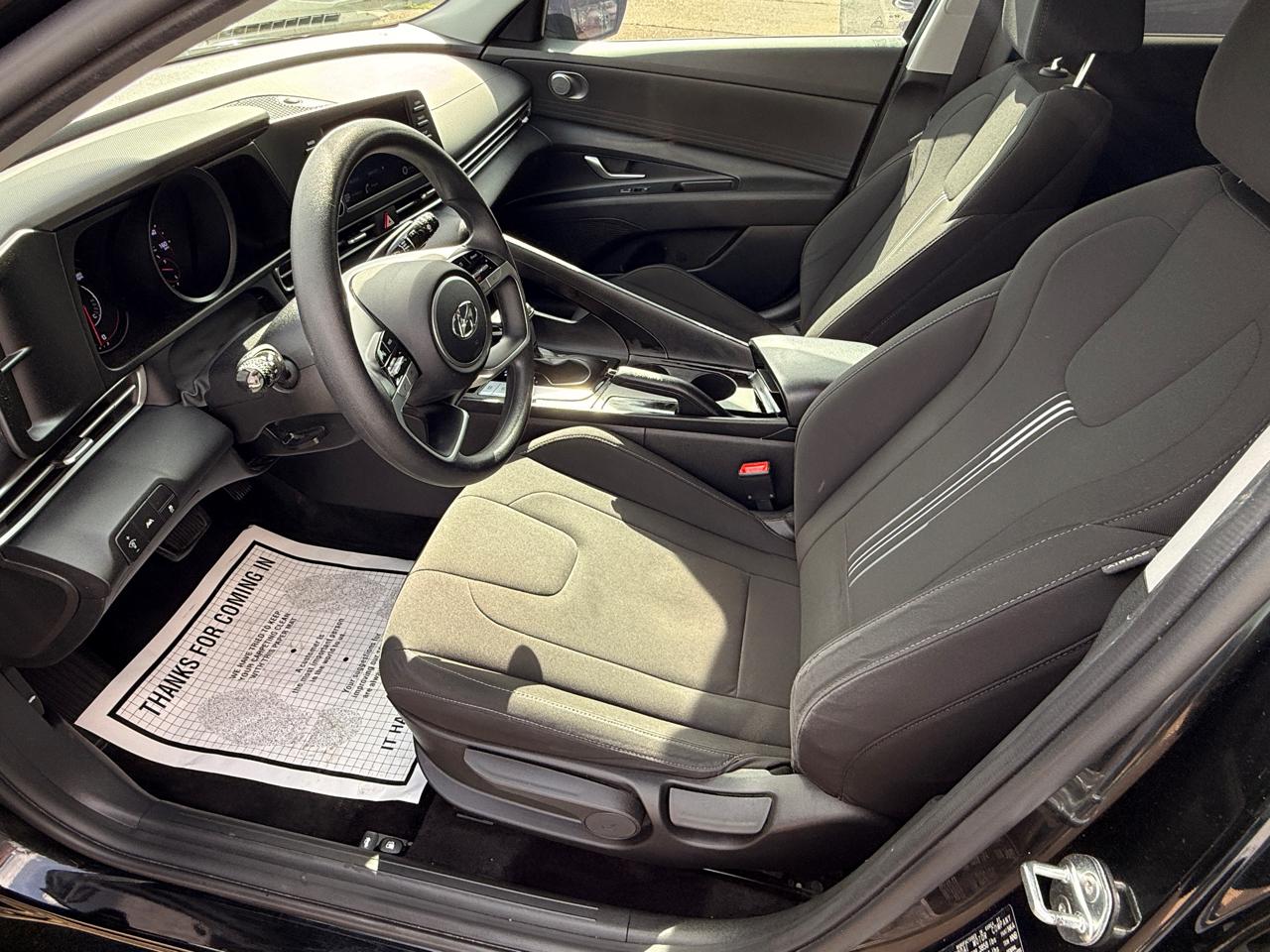 Hyundai Elantra SEL 2021