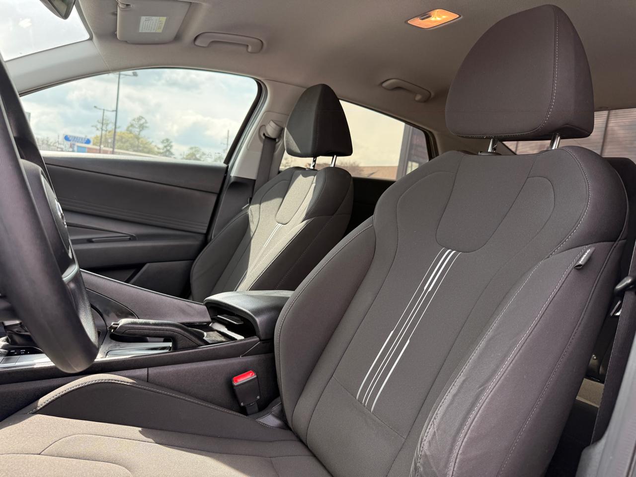 Hyundai Elantra SEL 2021