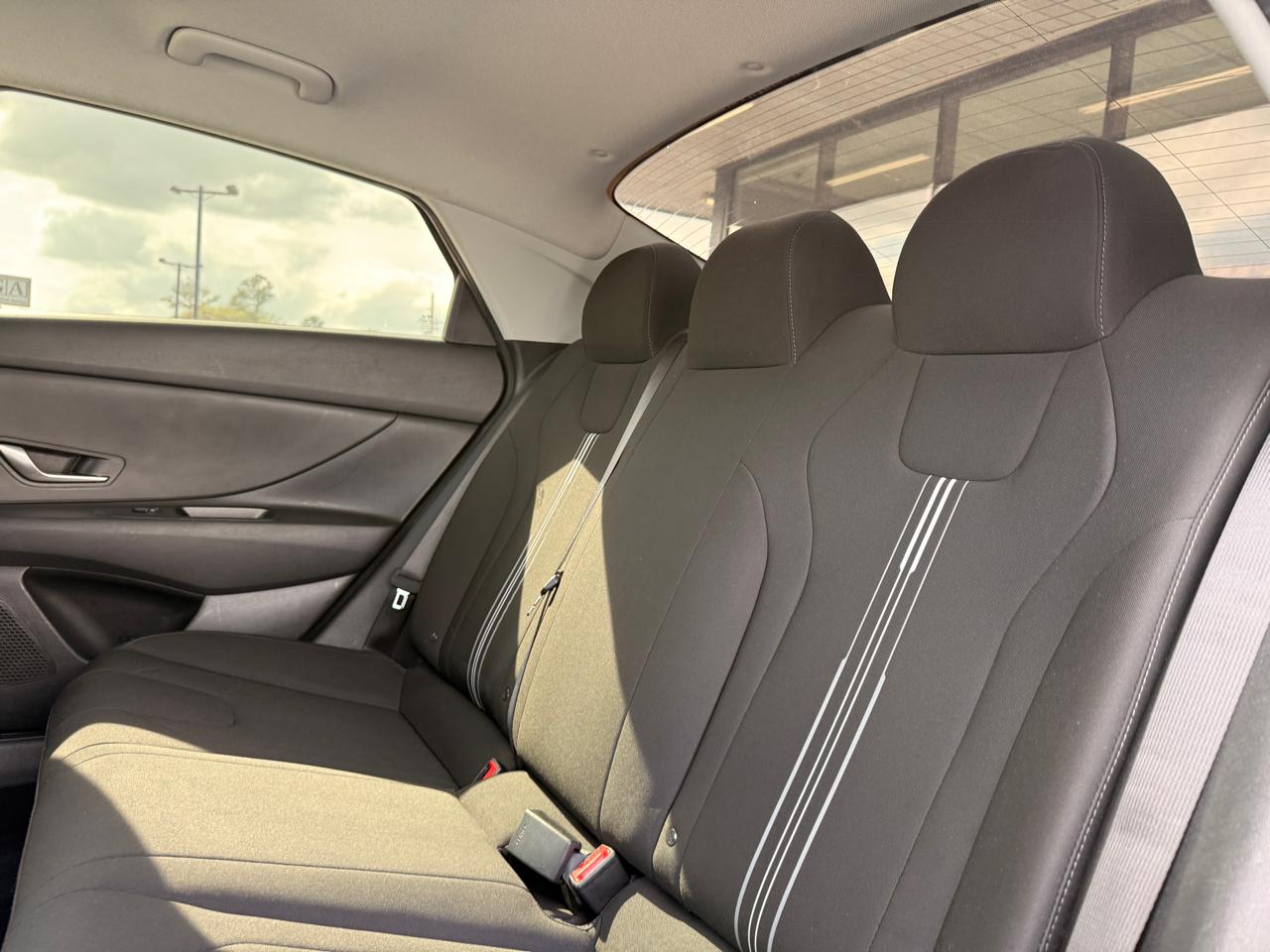 Hyundai Elantra SEL 2021