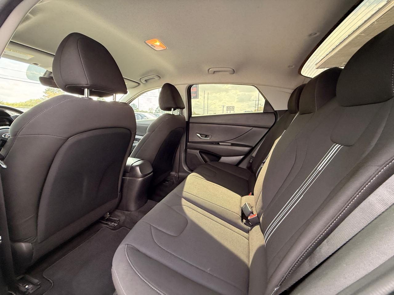 Hyundai Elantra SEL 2021