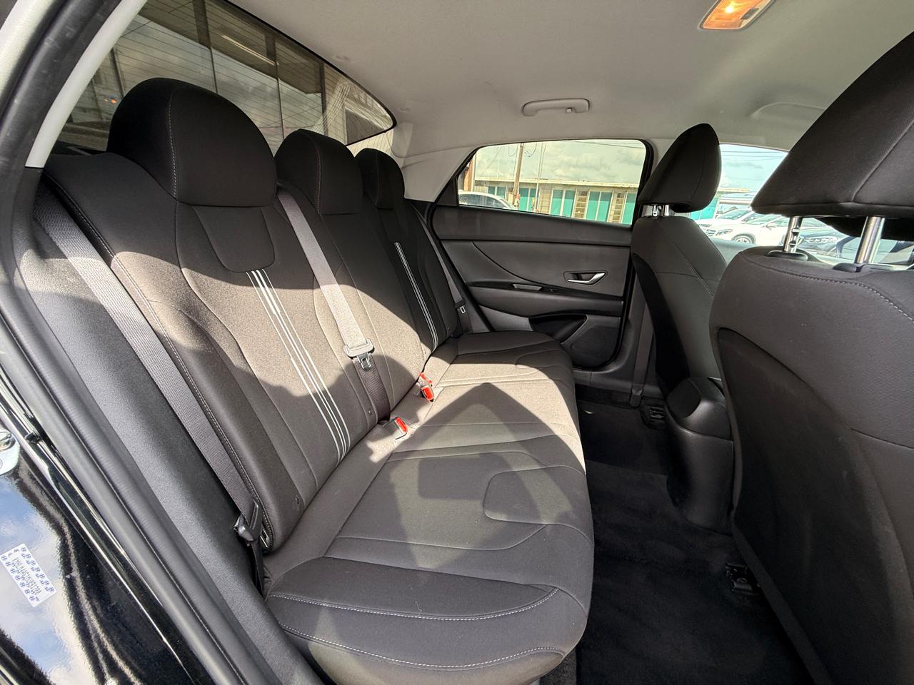 Hyundai Elantra SEL 2021