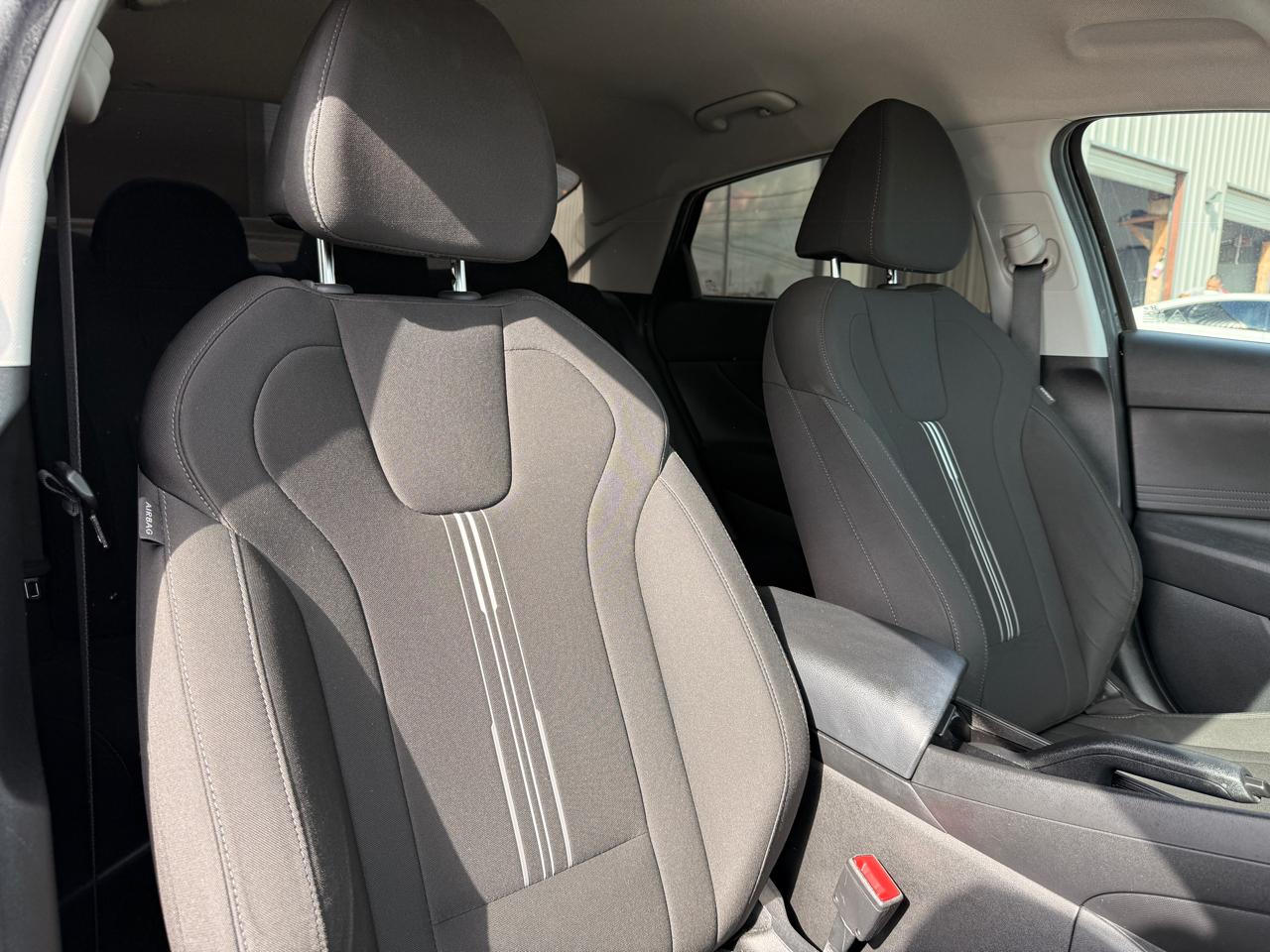 Hyundai Elantra SEL 2021