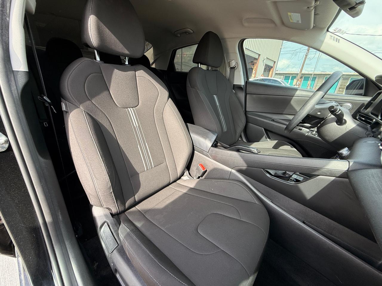 Hyundai Elantra SEL 2021