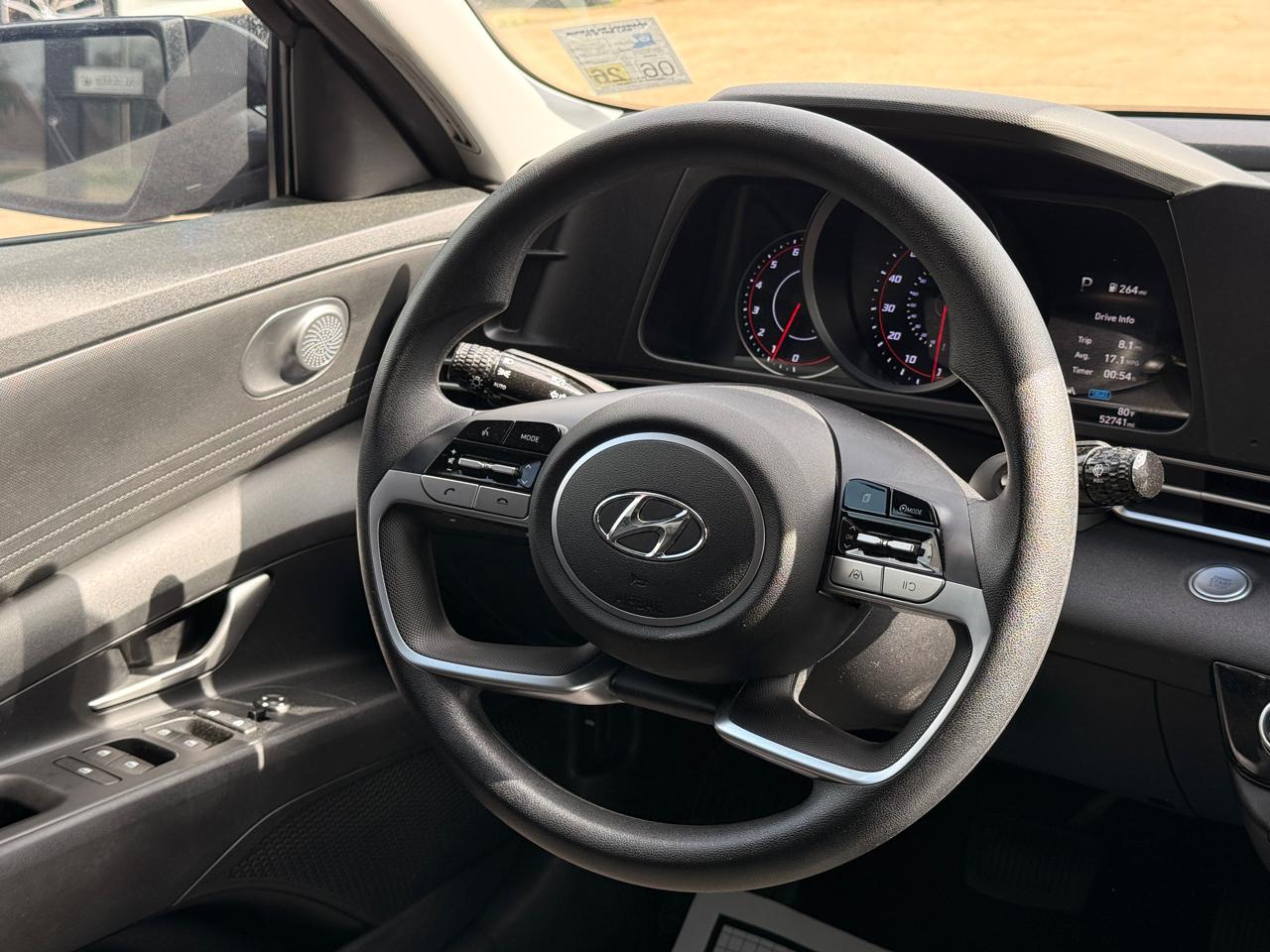 Hyundai Elantra SEL 2021