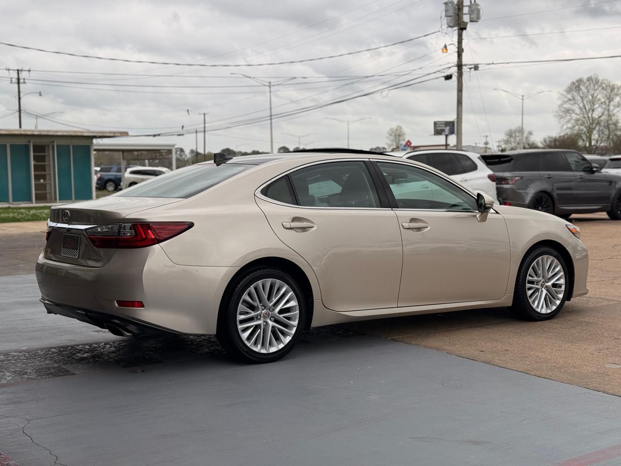 Lexus ES 350 Sedan 2018