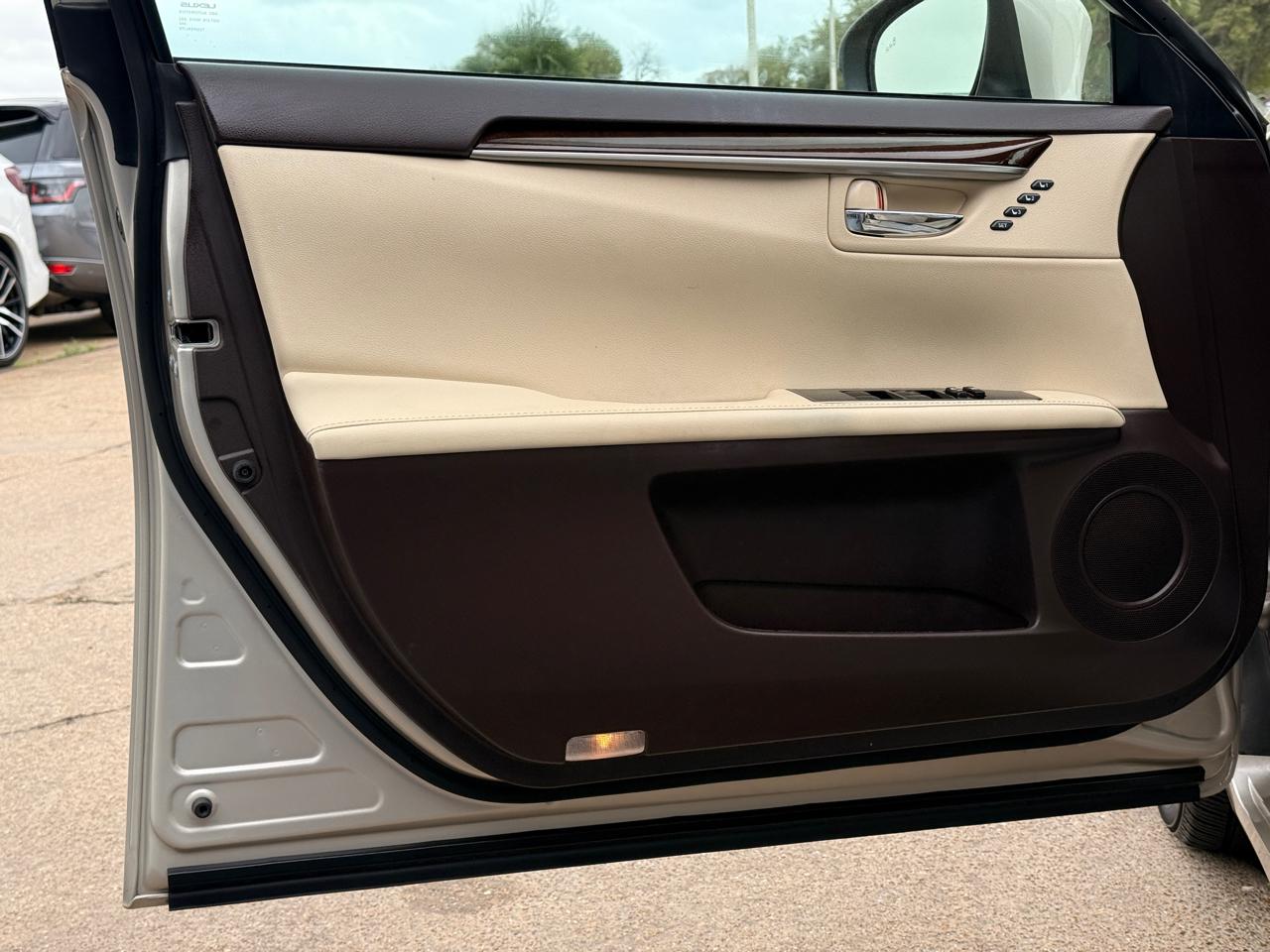 Lexus ES 350 Sedan 2018