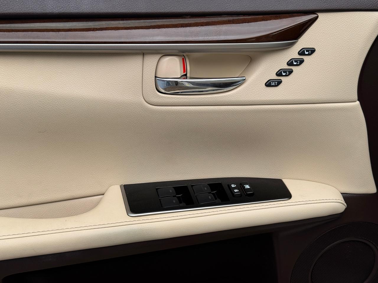 Lexus ES 350 Sedan 2018