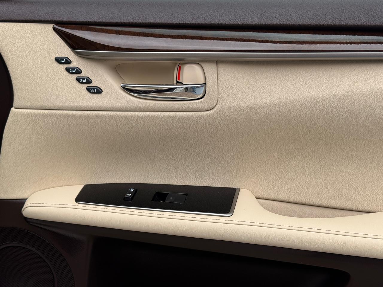 Lexus ES 350 Sedan 2018