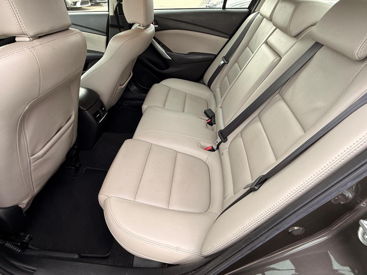 Mazda MAZDA6 i Touring 2016