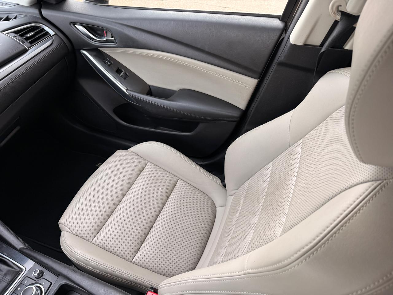 Mazda MAZDA6 i Touring 2016