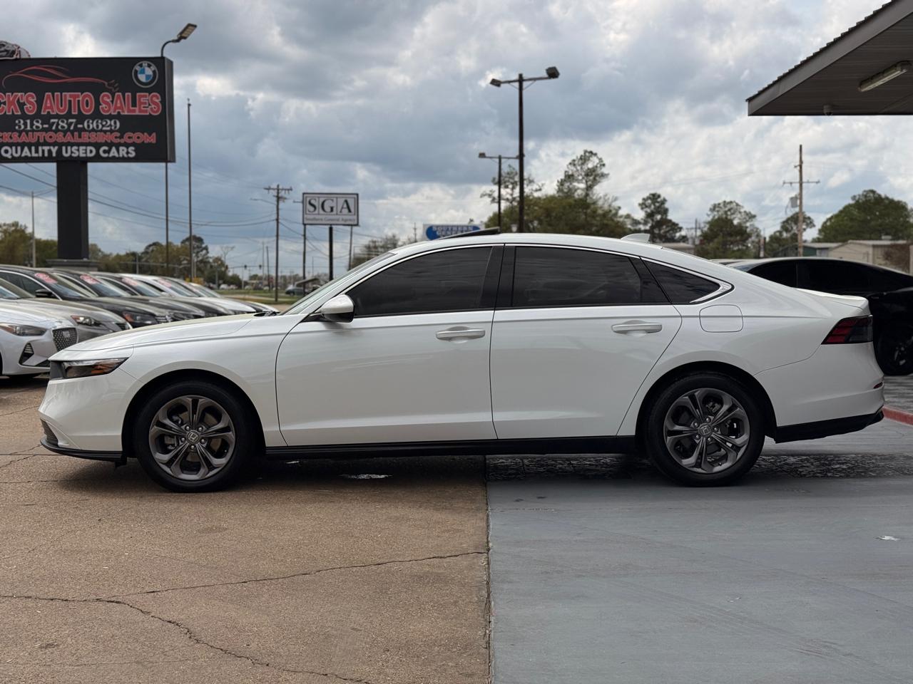 Honda Accord EX 2024