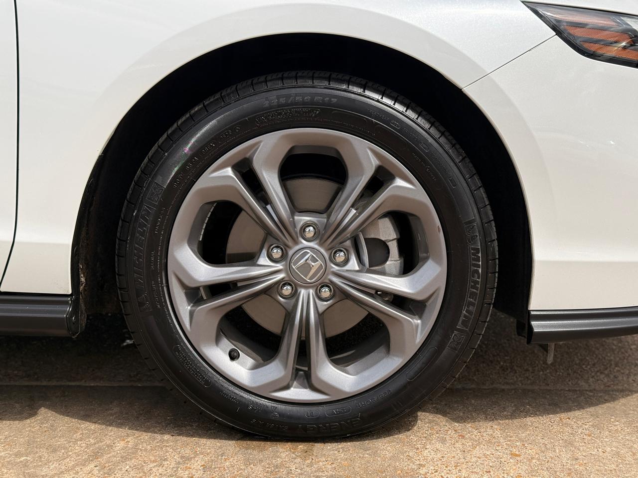 Honda Accord EX 2024