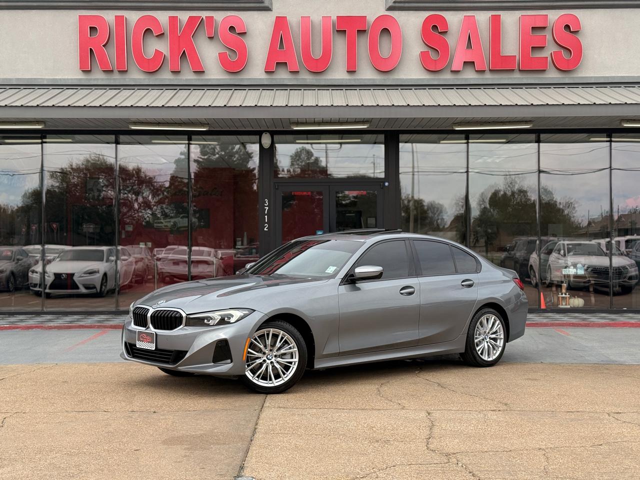 2023 BMW 3-Series 330i