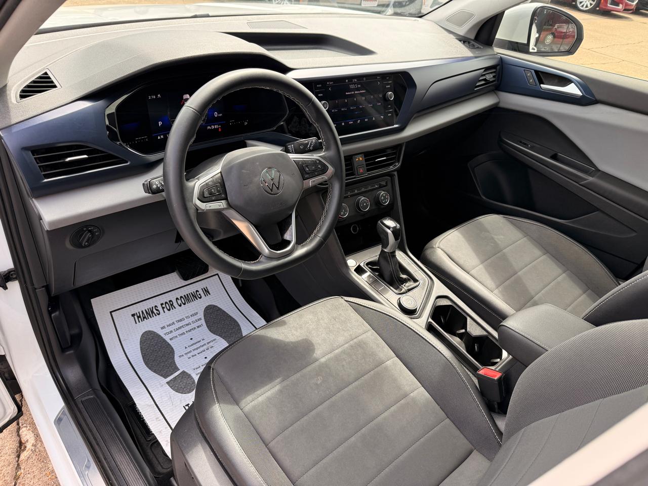 Volkswagen Taos SE 2022