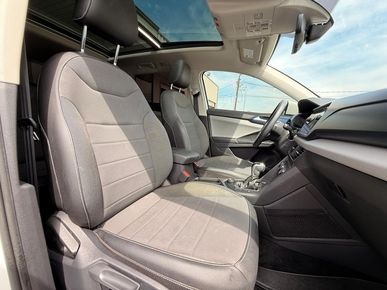 Volkswagen Taos SE 2022