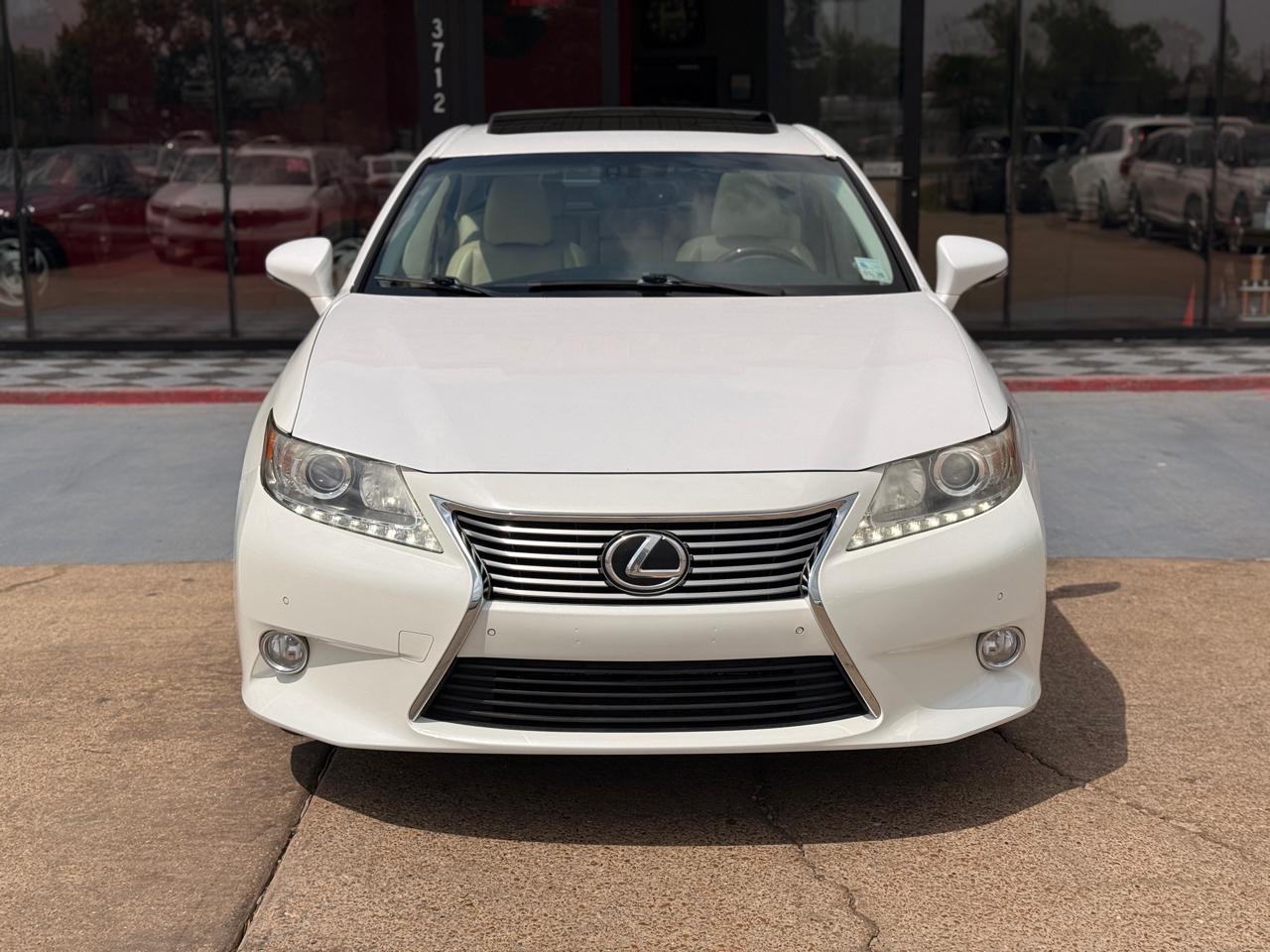 Lexus ES 350 Sedan 2013