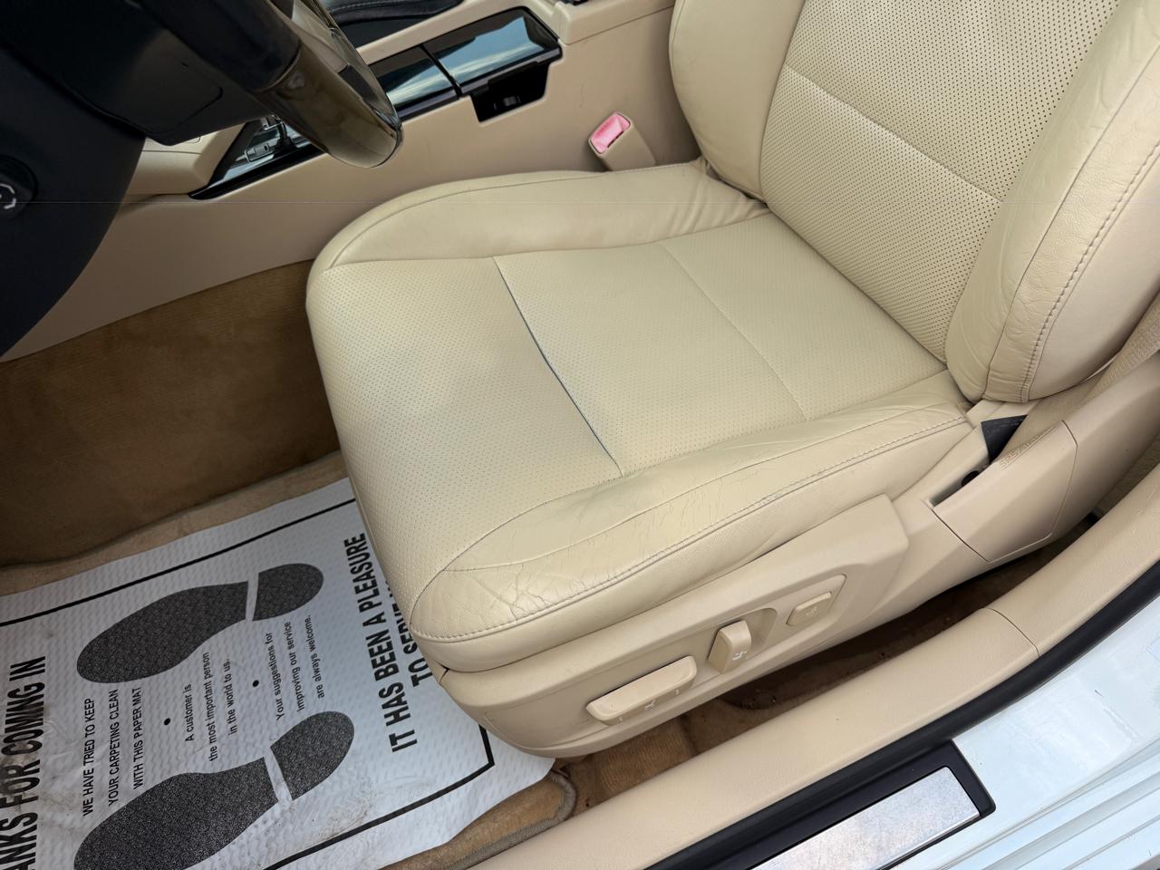 Lexus ES 350 Sedan 2013