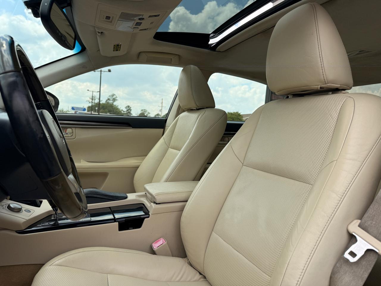 Lexus ES 350 Sedan 2013