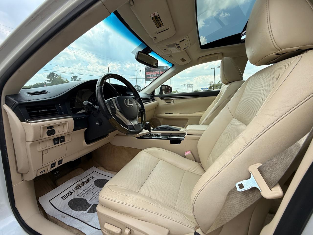 Lexus ES 350 Sedan 2013