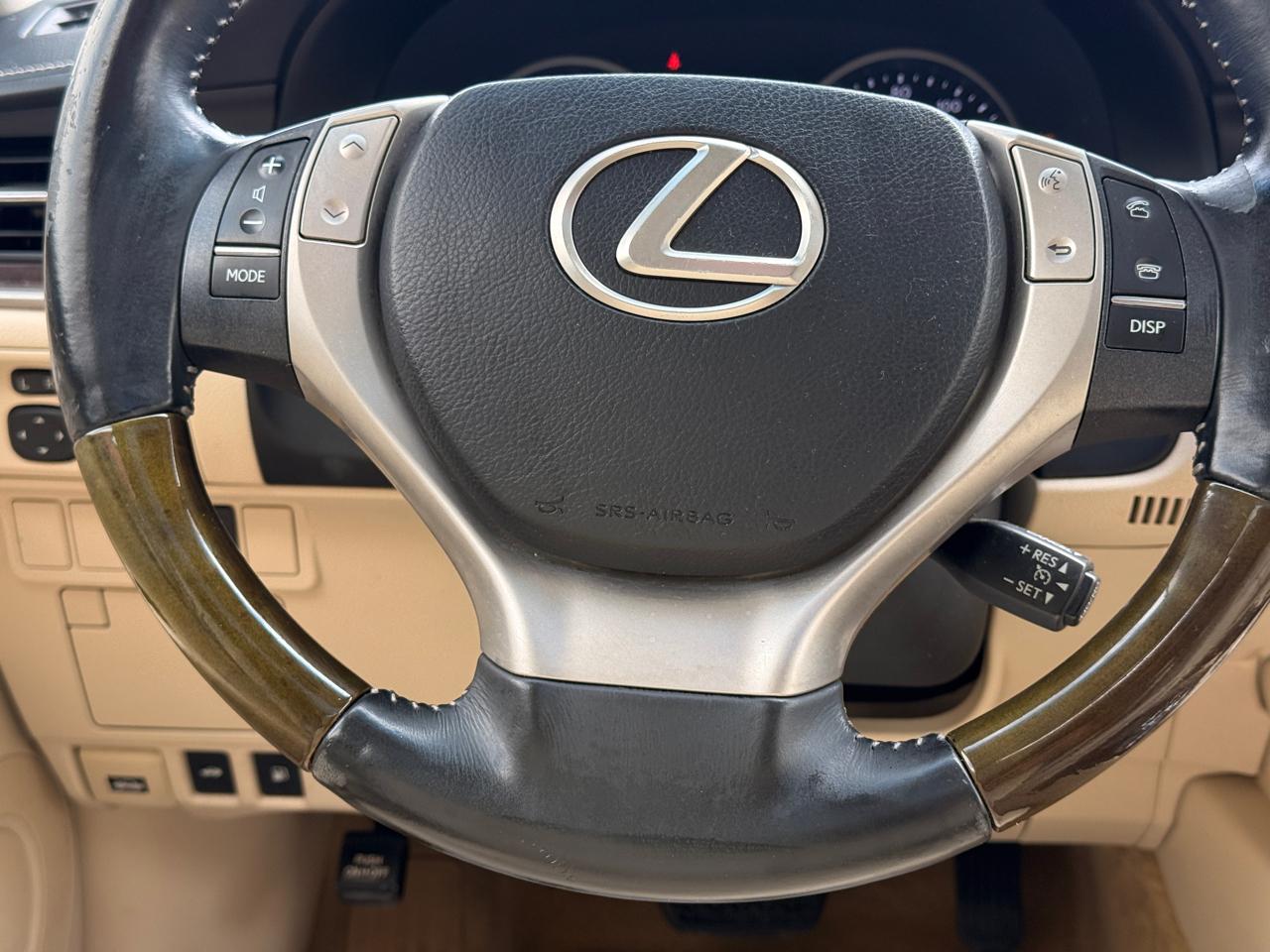 Lexus ES 350 Sedan 2013