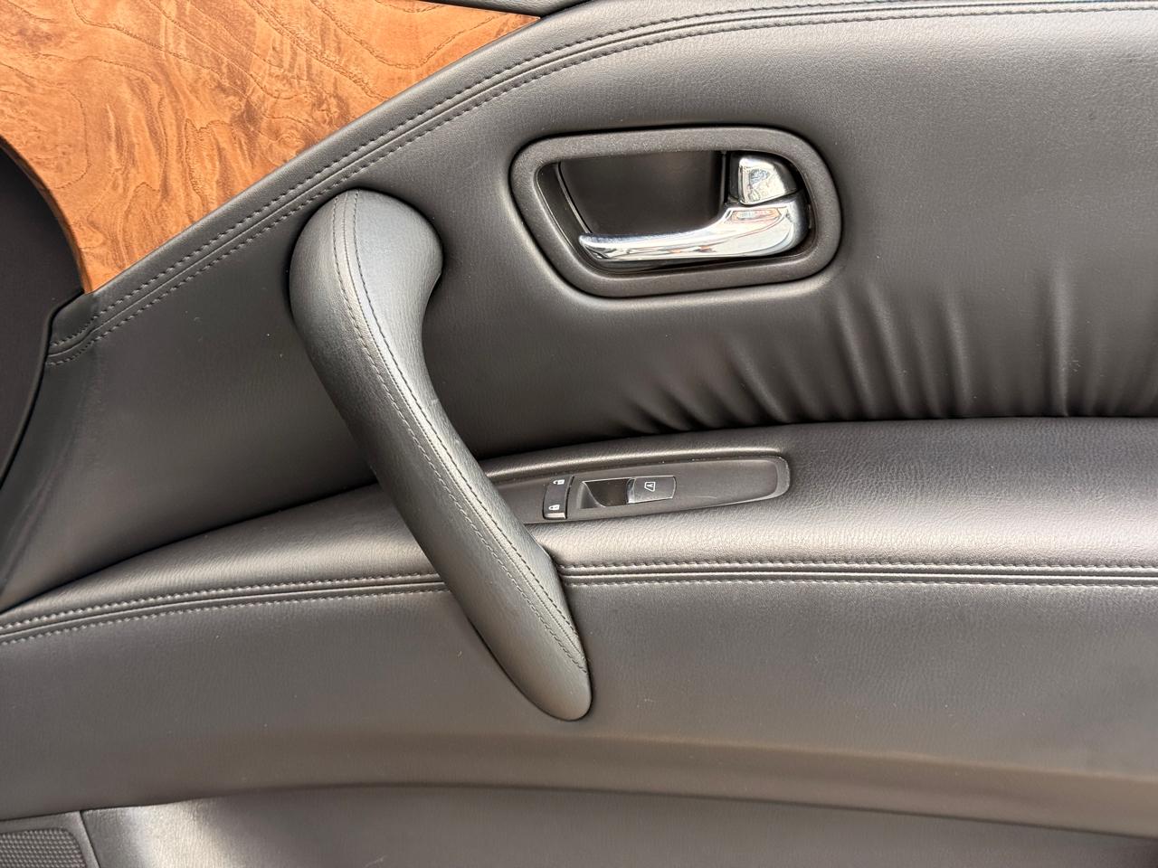 Nissan Armada SL 2WD 2021