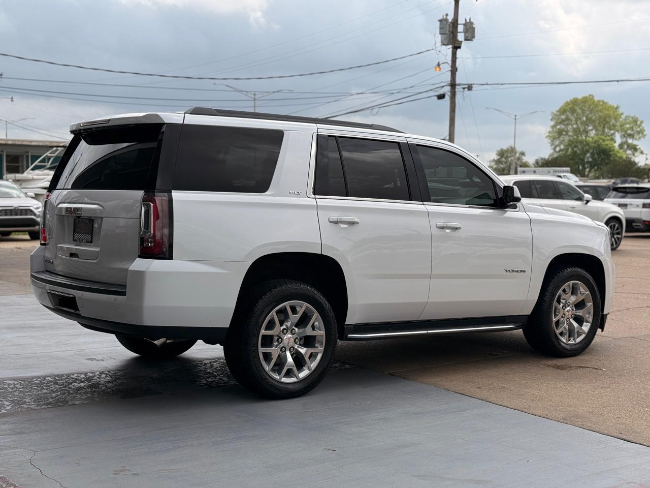 GMC Yukon SLT 2WD 2017