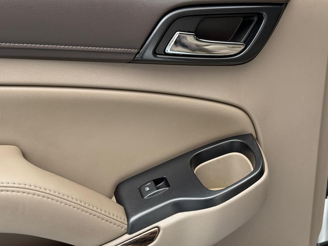 GMC Yukon SLT 2WD 2017