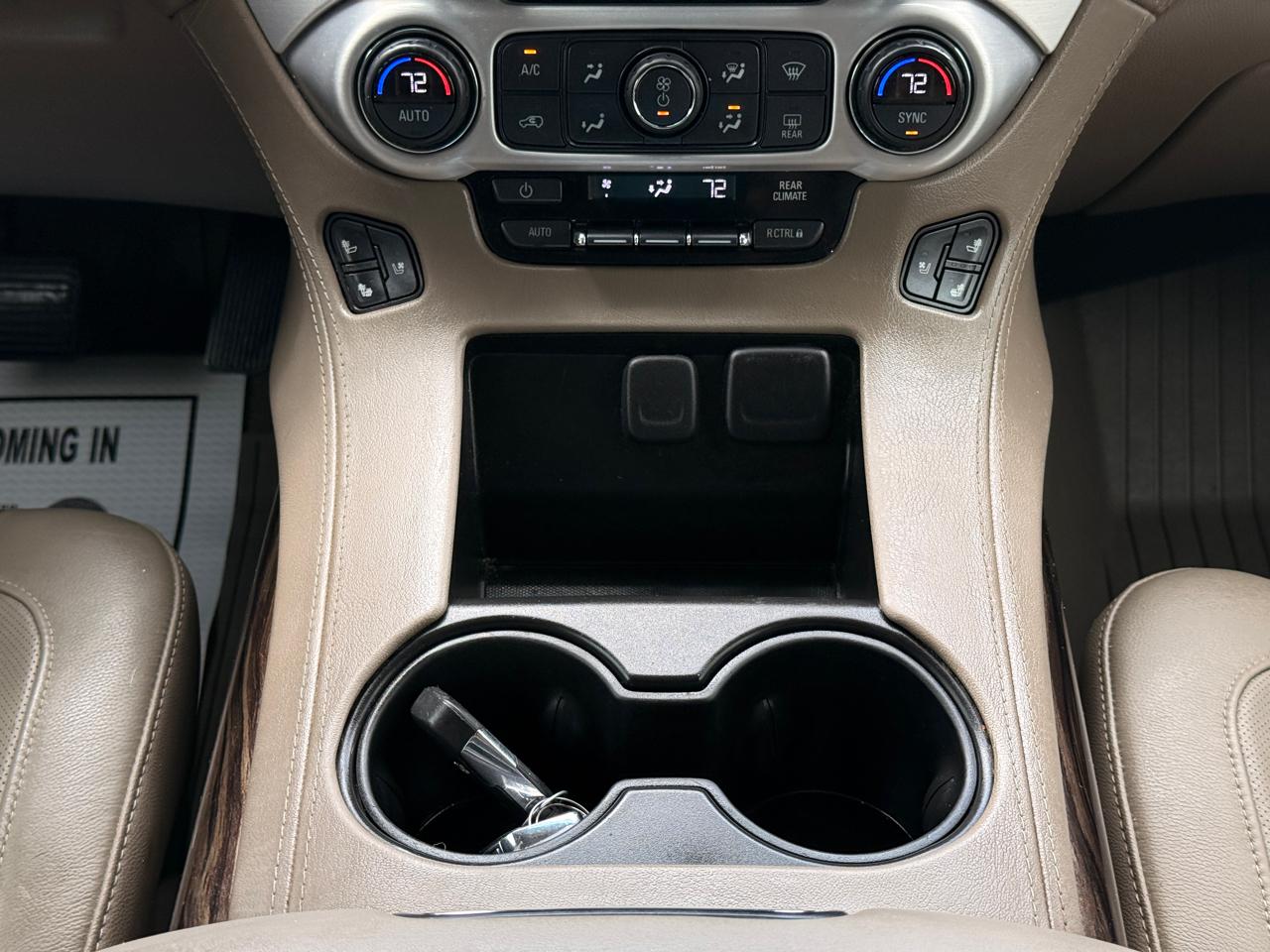 GMC Yukon SLT 2WD 2017