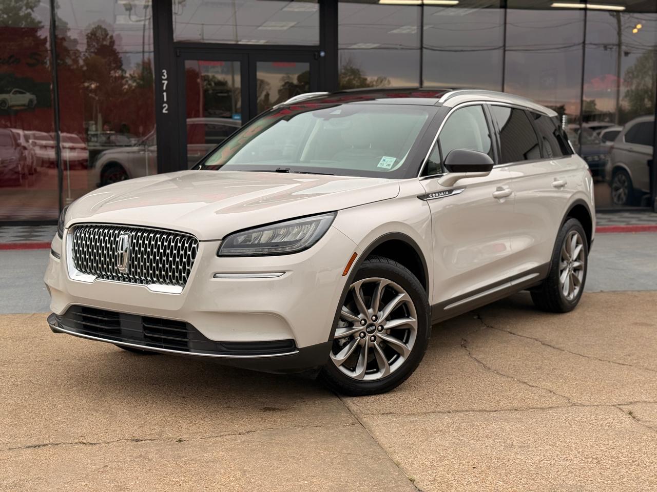 Lincoln Corsair Base 2020