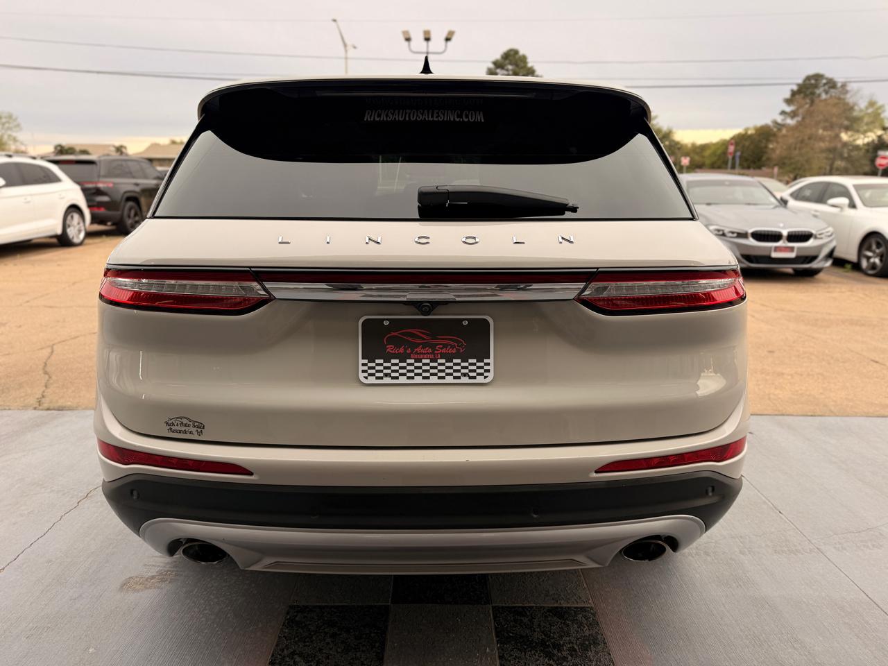 Lincoln Corsair Base 2020