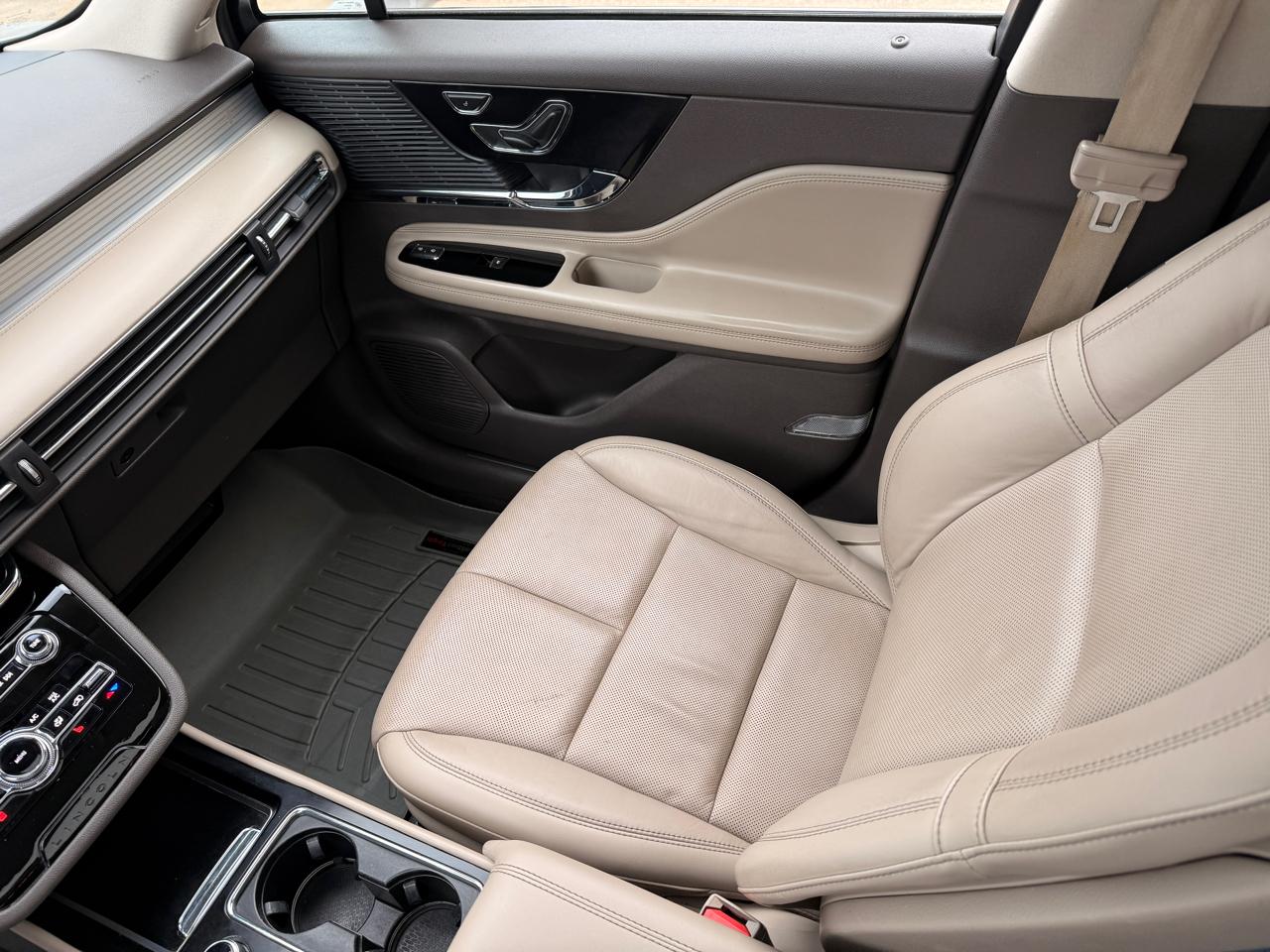 Lincoln Corsair Base 2020