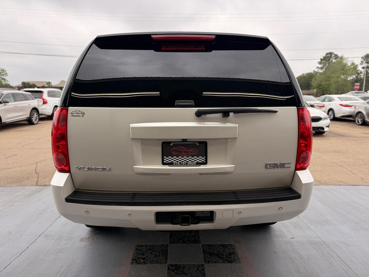 GMC Yukon SLT1 2WD 2012