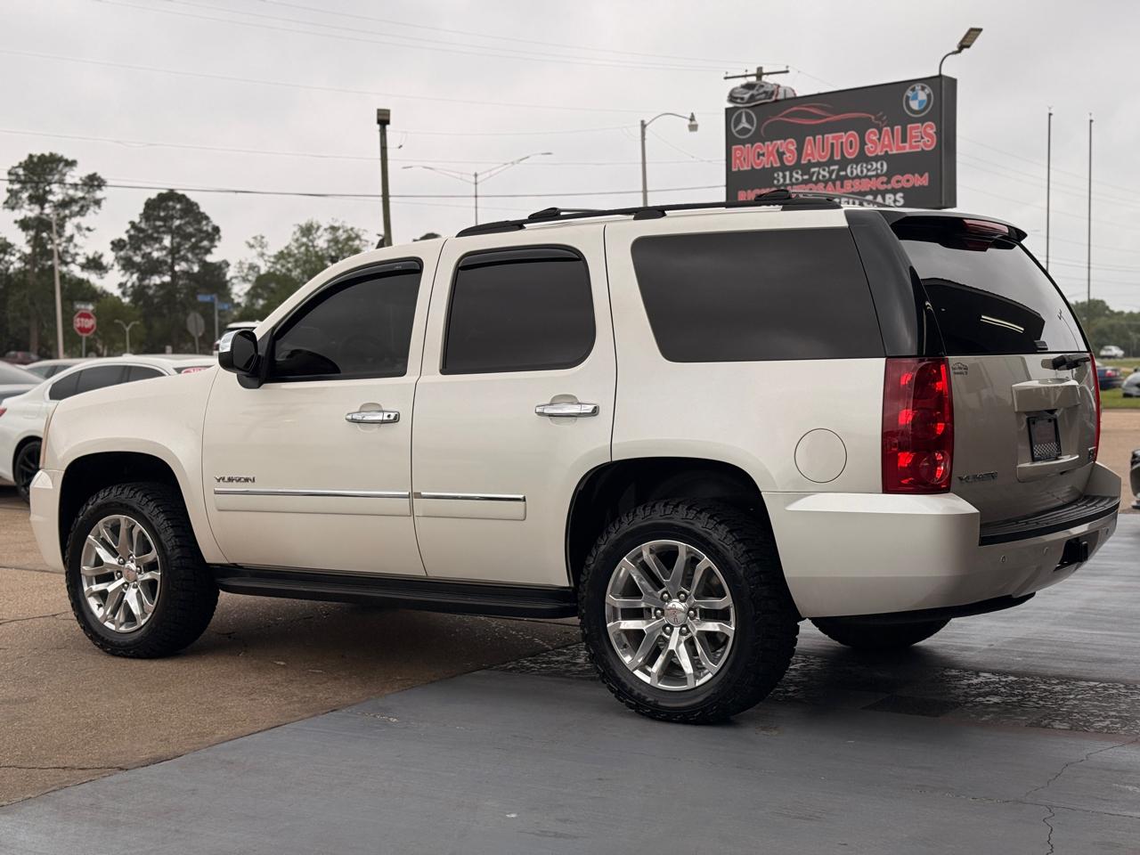 GMC Yukon SLT1 2WD 2012