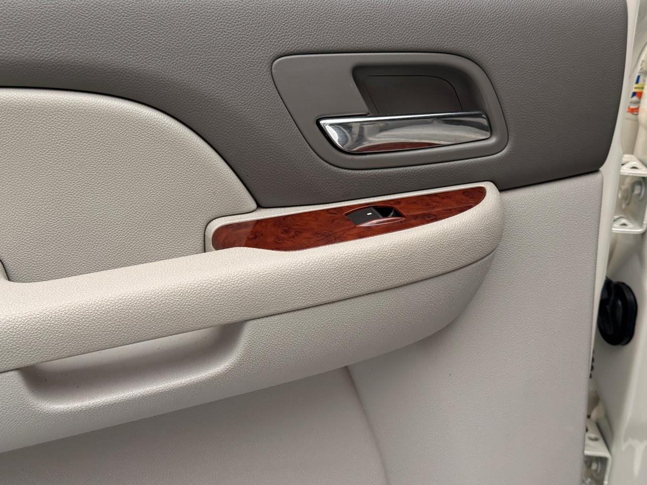 GMC Yukon SLT1 2WD 2012