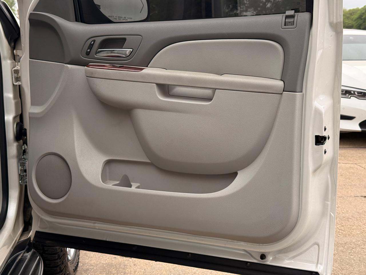 GMC Yukon SLT1 2WD 2012