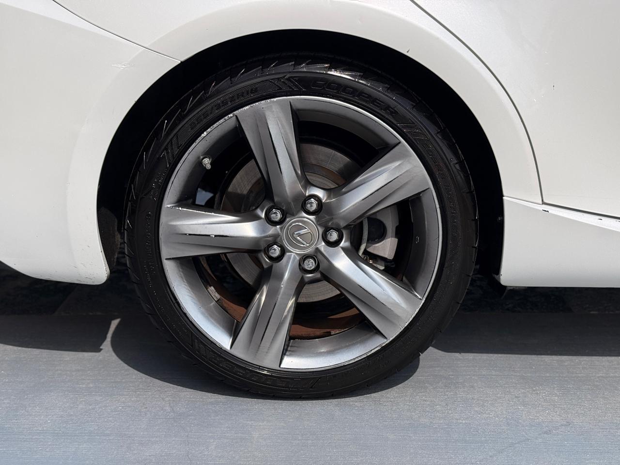 Lexus IS 350 RWD 2015