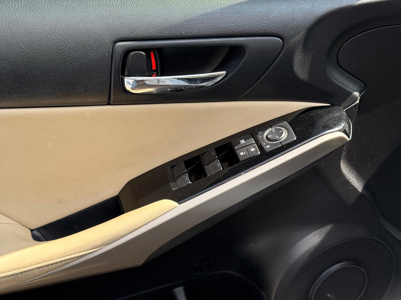 Lexus IS 350 RWD 2015