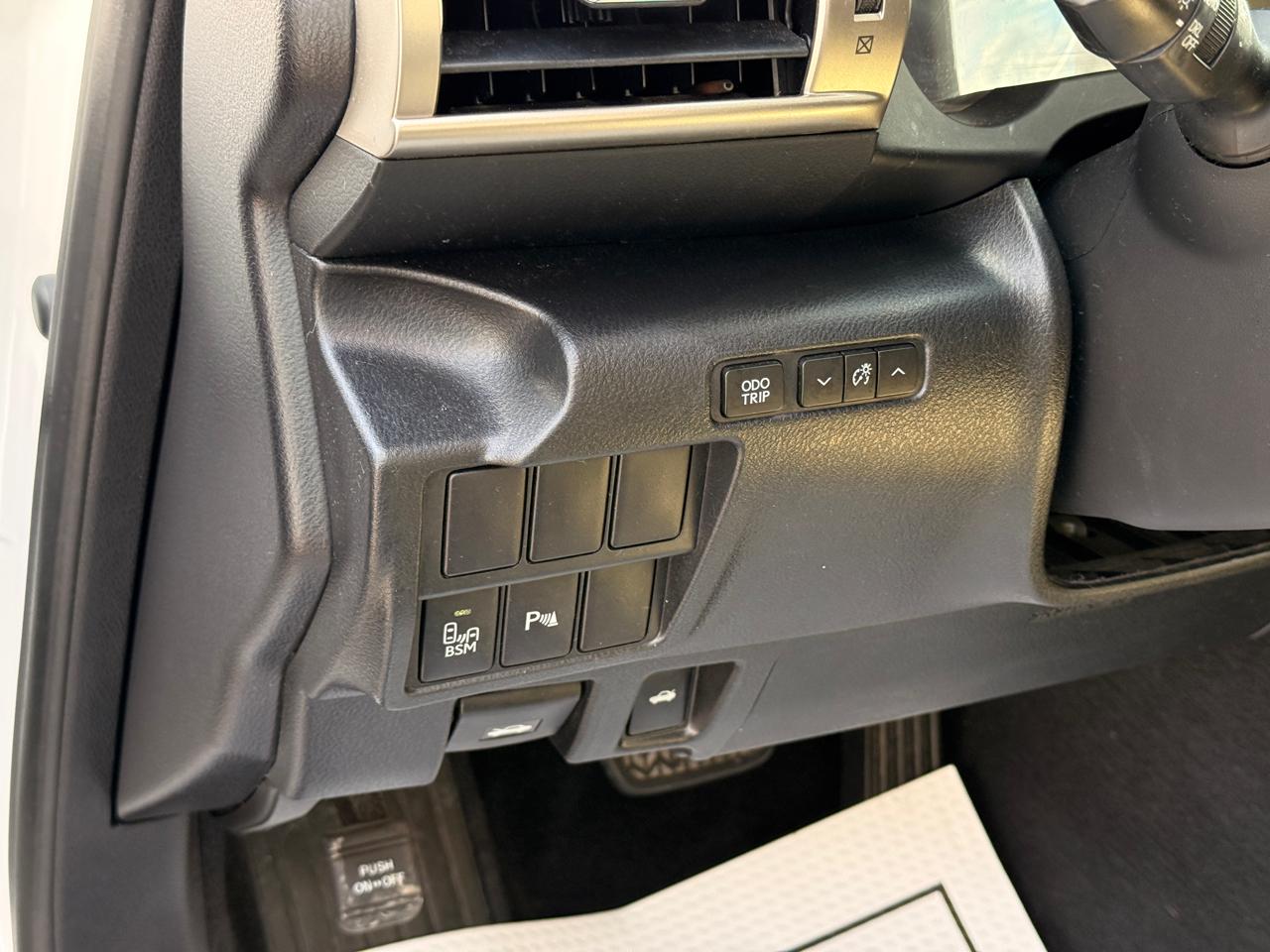 Lexus IS 350 RWD 2015