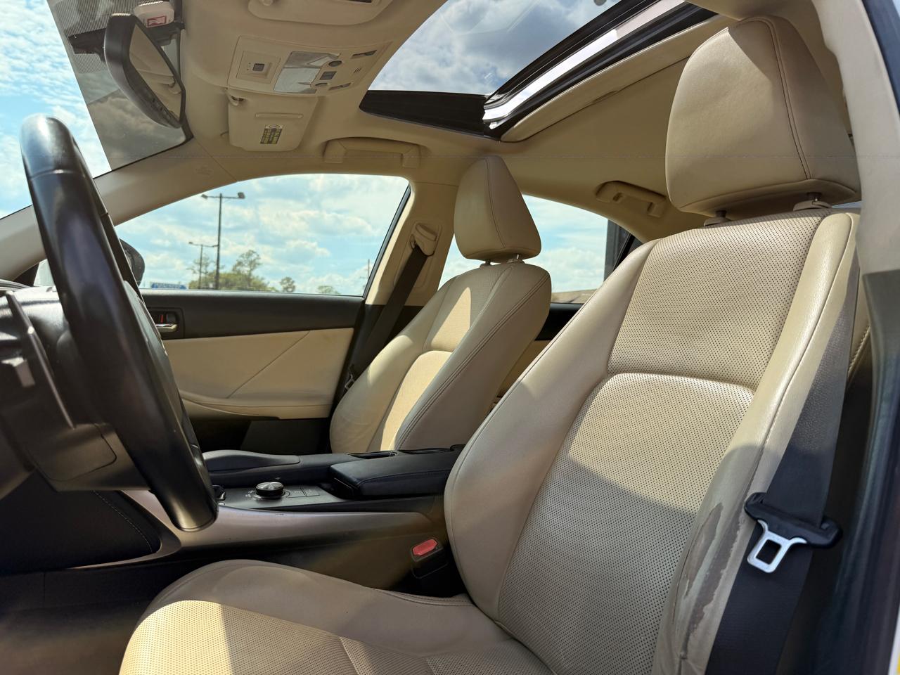 Lexus IS 350 RWD 2015