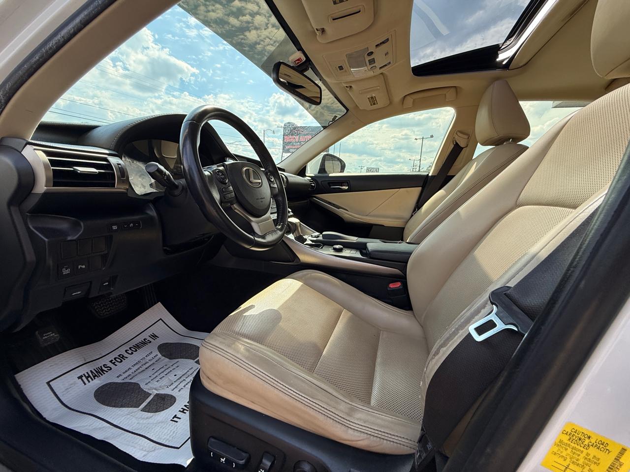 Lexus IS 350 RWD 2015