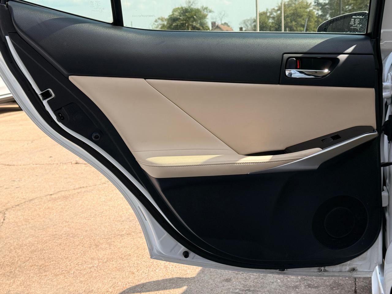 Lexus IS 350 RWD 2015