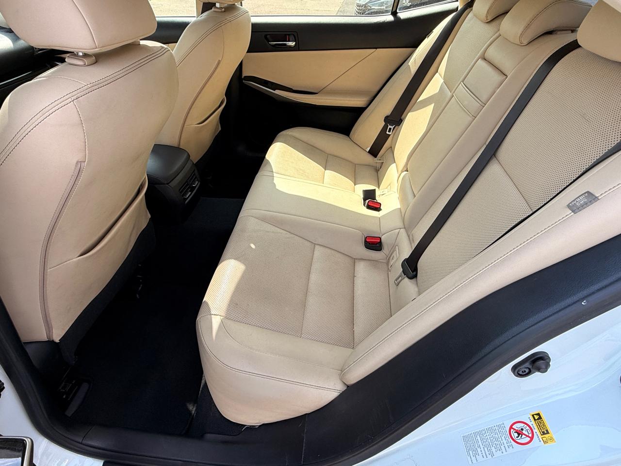 Lexus IS 350 RWD 2015