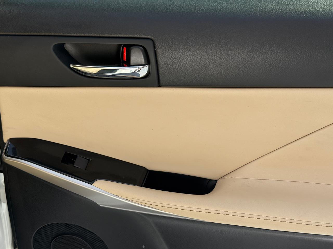 Lexus IS 350 RWD 2015