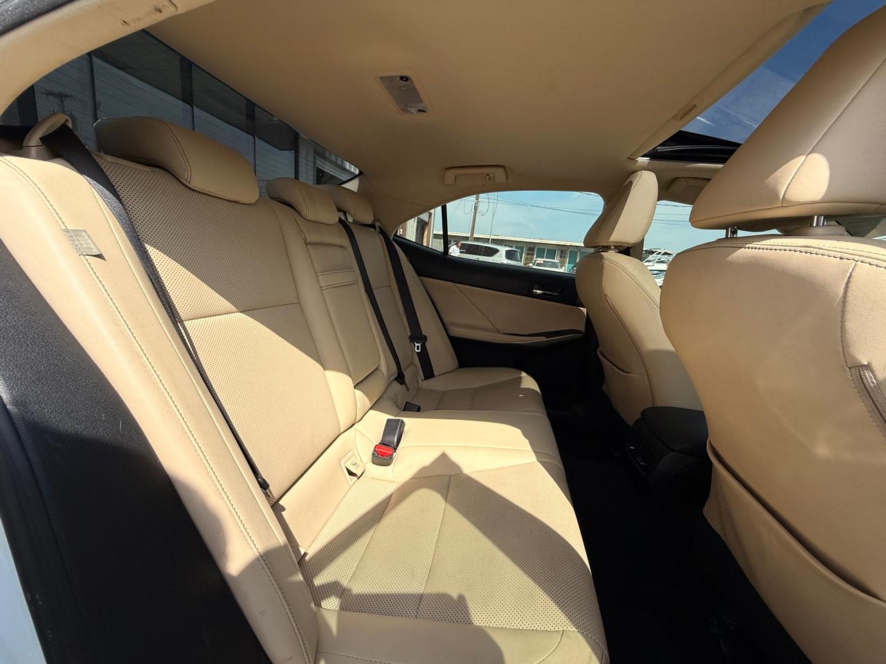 Lexus IS 350 RWD 2015