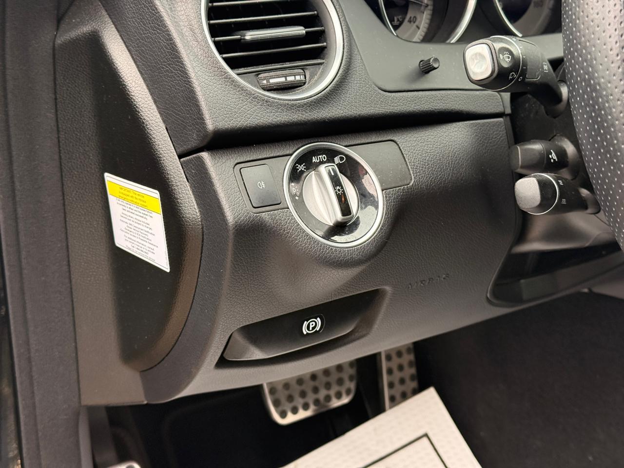 Mercedes-Benz C-Class C250 Luxury Sedan 2014