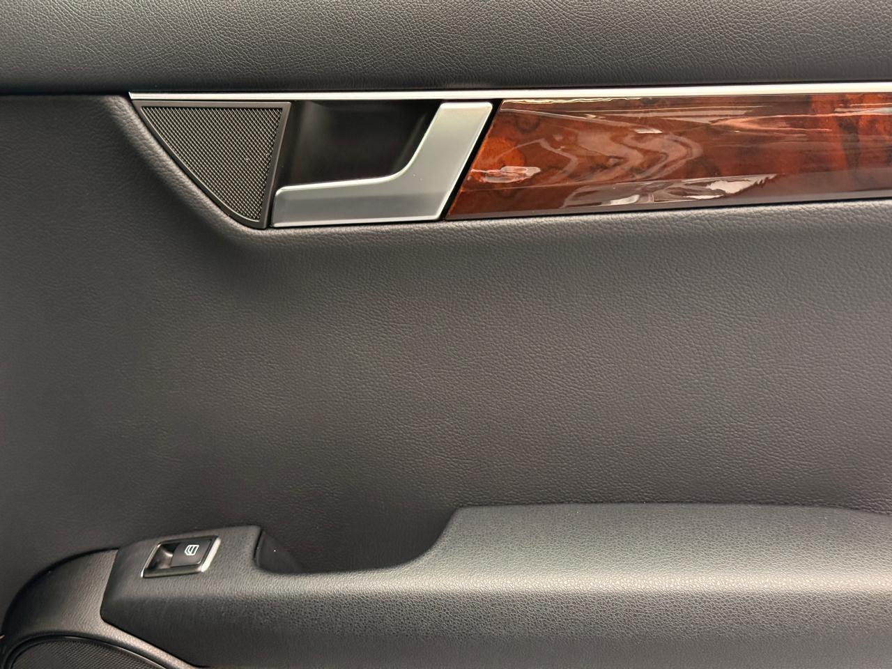 Mercedes-Benz C-Class C250 Luxury Sedan 2014